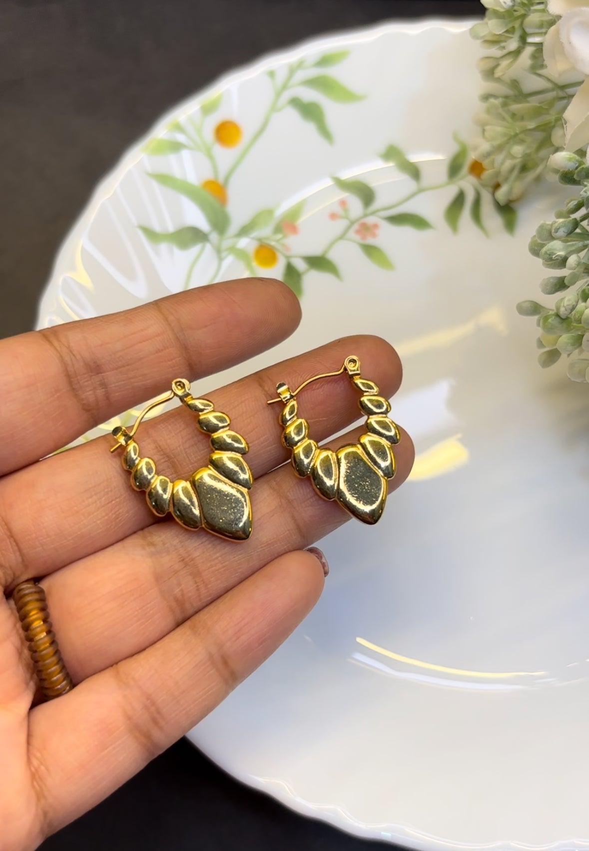 Hoops earring