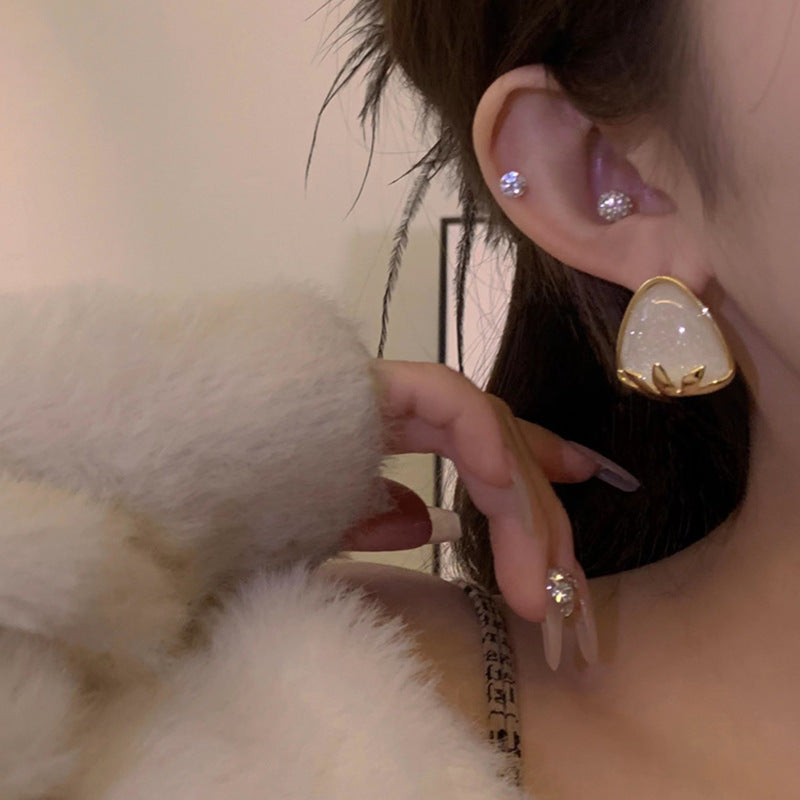 Stone studs